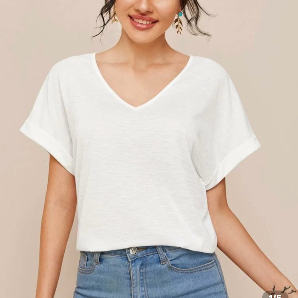 NEW  Shein Sz L Awesome White Tee w Cuffed Short Sleeves Comfy & Cute!!!